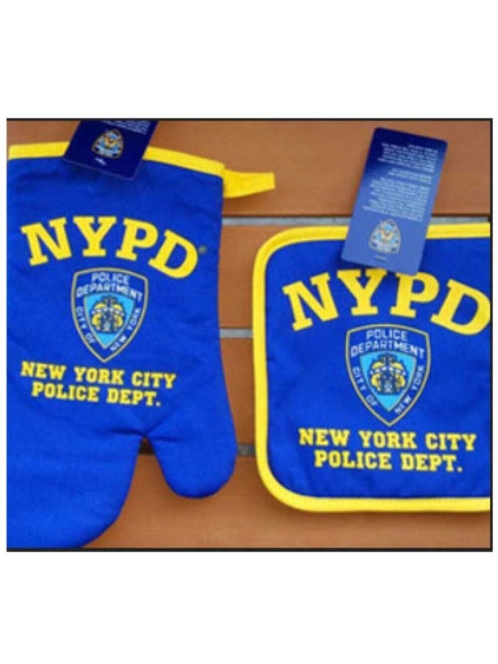 NYPD Pot Holder & Oven Mitt Set